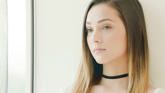 Мужик кончил дочери любовницы в жопу